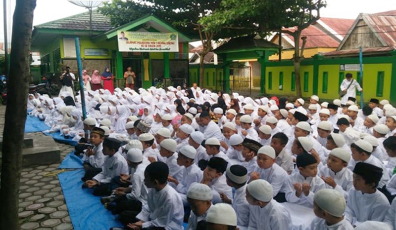 Animo Sekolah di Madrasah Tinggi