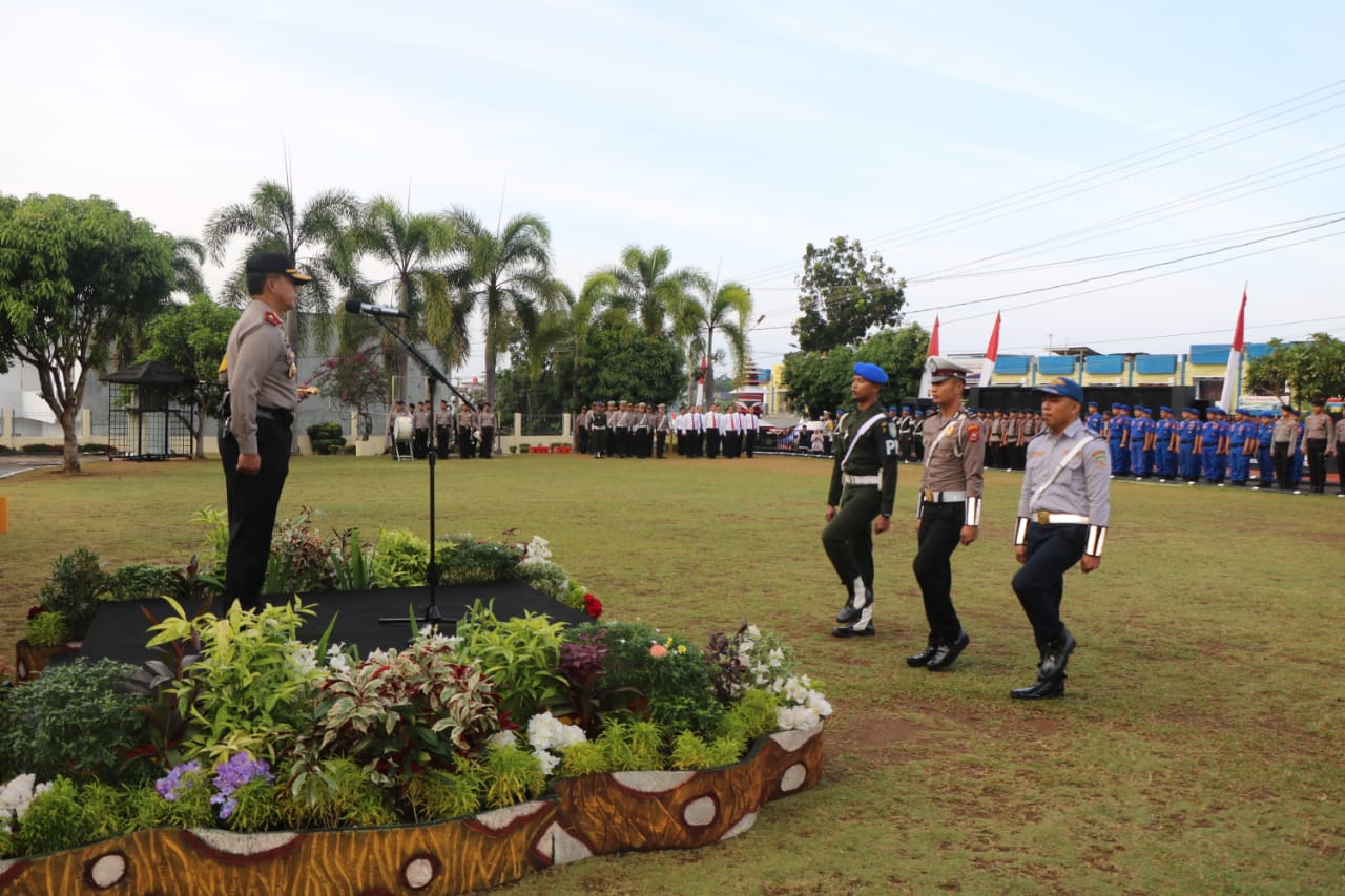 Ops Patuh Nala 2019, Berkendara Sambil Main Handphone Bakal Ditindak