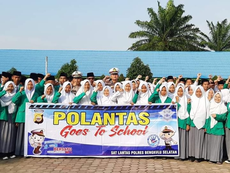 Polantas Masuk Sekolah