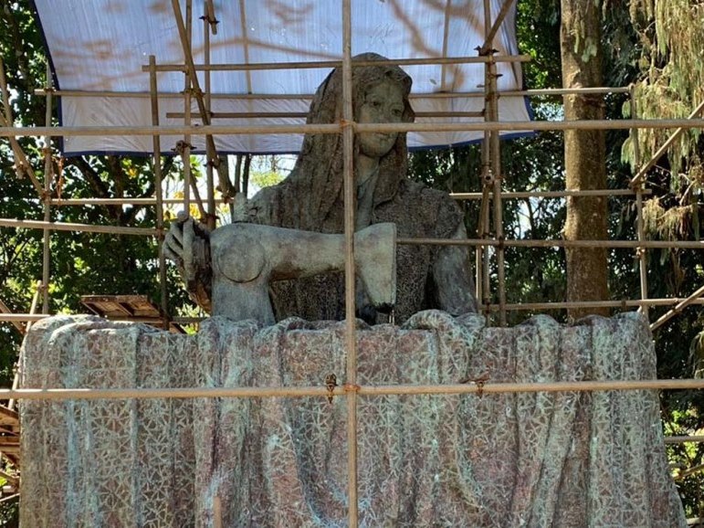 Pemkot Tuding Patung Fatmawati Salah Tempat