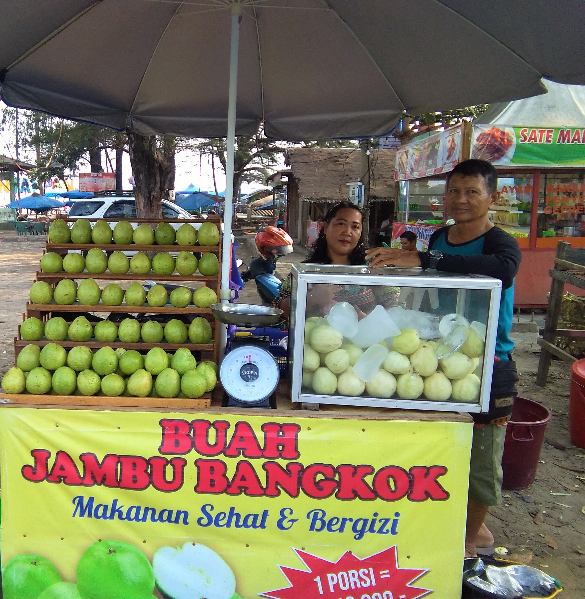 Jajanan Jambu Bangkok ”Menjamur”