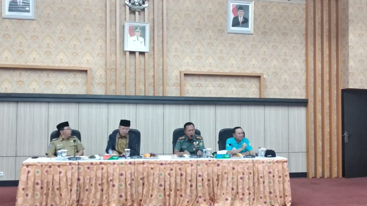 Gubernur Bengkulu Perintahkan Seluruh Instansi Pasang Spanduk Porwil