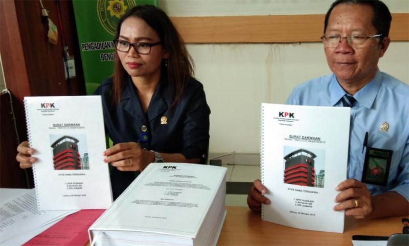 KPK Limpahkan Tersangka ke PN Bengkulu