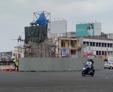 Monumen Patung Fatmawati Dipasang di Simpang Lima