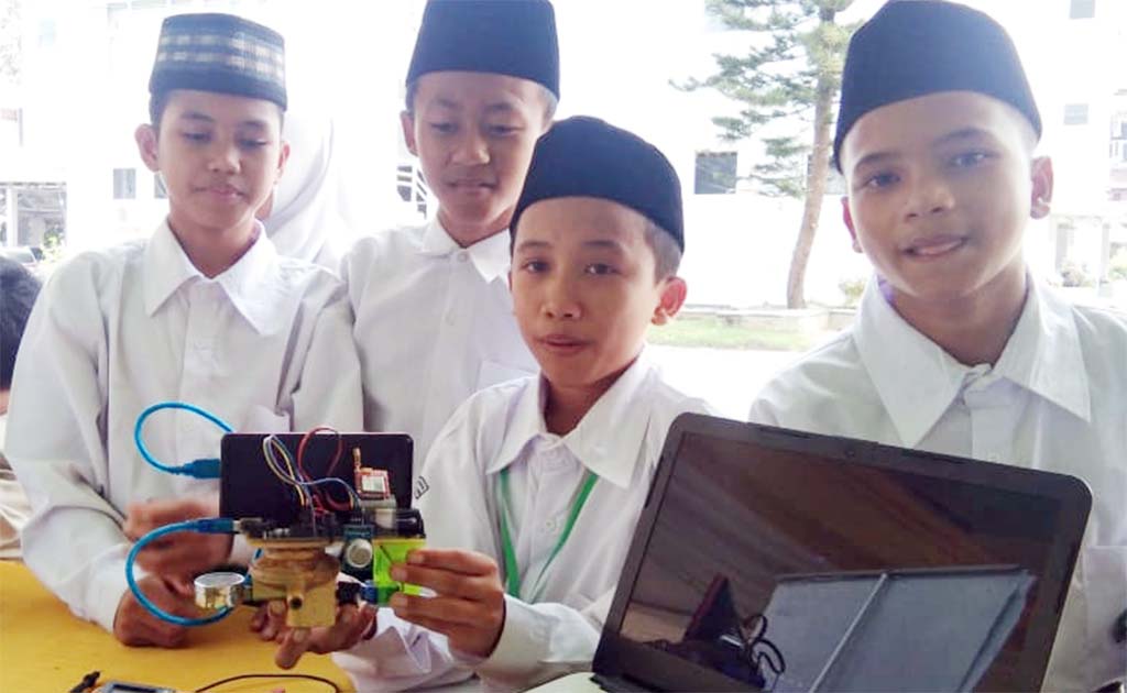 Ketika Siswa di Bengkulu Ikut Lomba IPTEK, Tampilkan Karya Unik, Berharap Diproduksi Massal