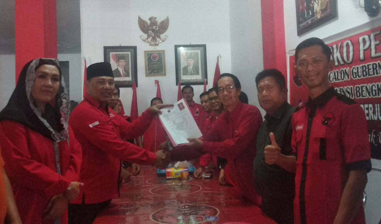 Maju Gubernur, Dadang Mishal Kembalikan Berkas Ke PDIP