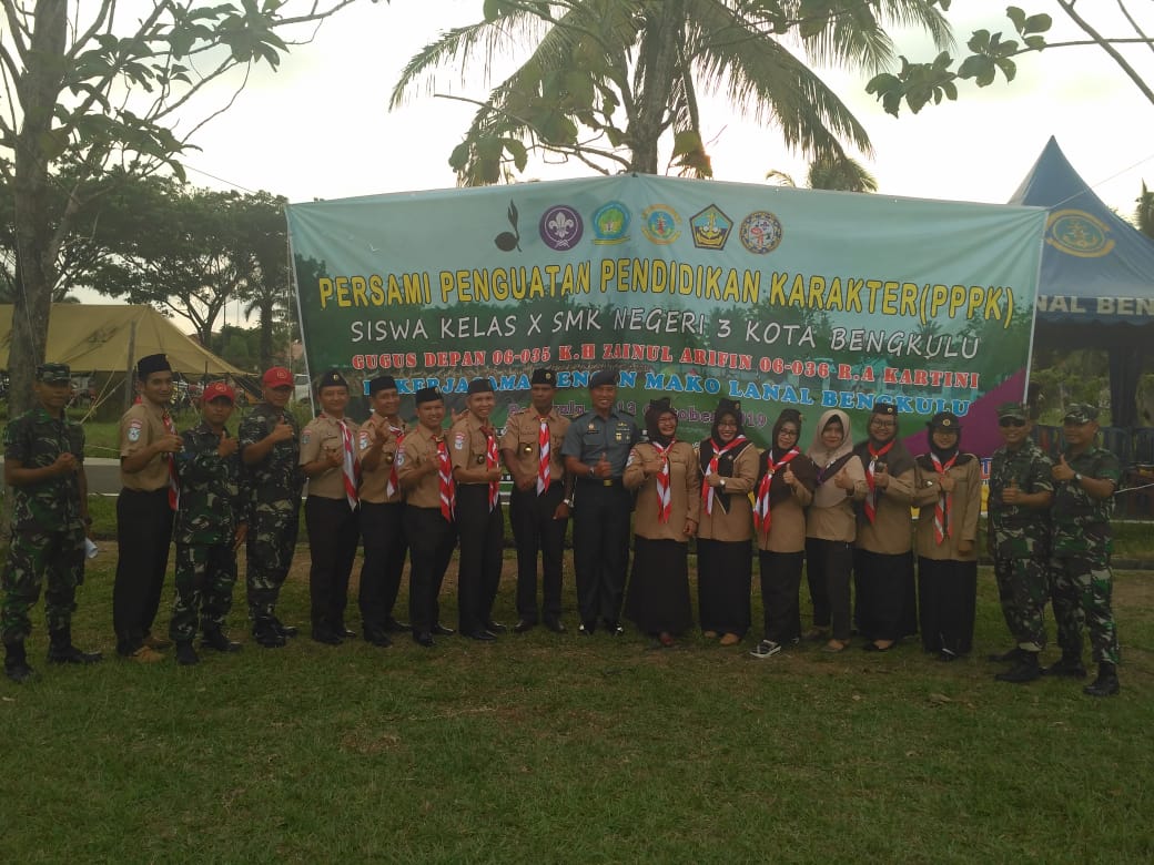 Ratusan Siswa SMKN 3 Bengkulu Ikuti Persami di Lanal Bengkulu