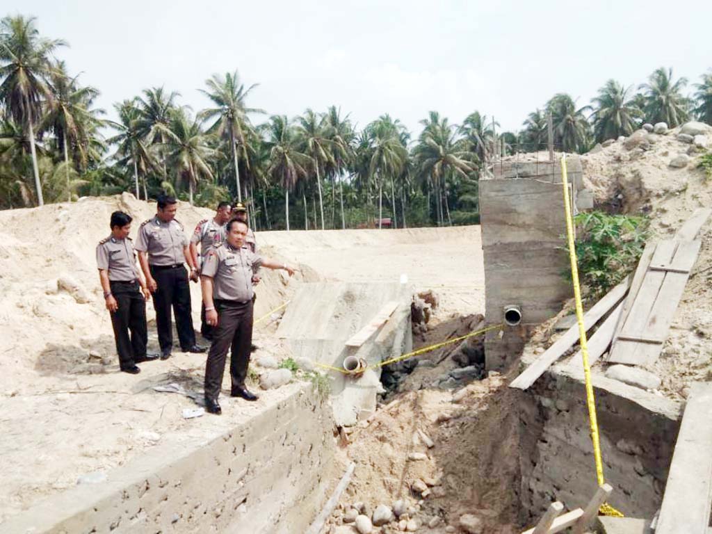 Terjepit Beton, Pengantin Baru Tewas