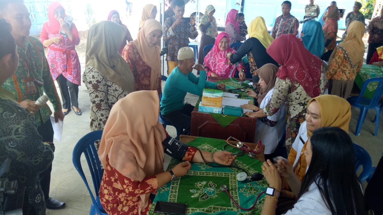 DWP Gelar Bazar dan Pengobatan Gratis