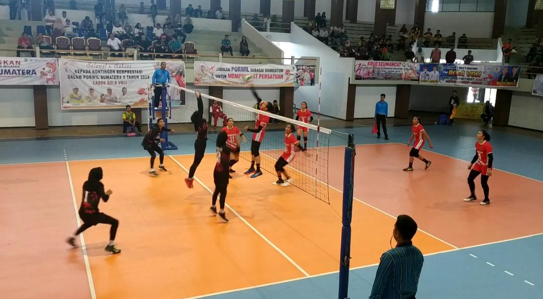 Voli Putri Bengkulu Positif Lolos Semi Final