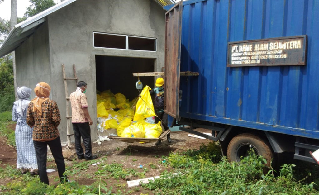 Pengangkutan Sampah Medis Terkendala Anggaran