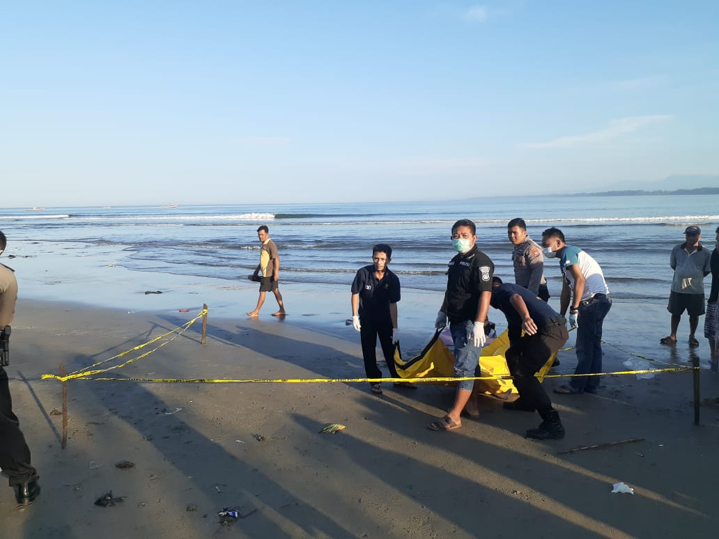 Warga Dihebohkan Penemuan Mayat di Pantai Jakat