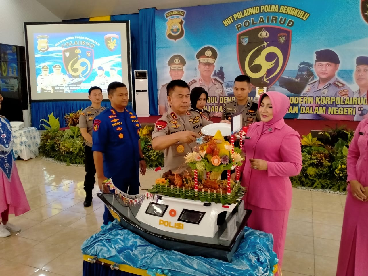 HUT ke-69 Dit Polairud Dapat Kado Kapal C1, Dimeriahkan Tukul Arwana