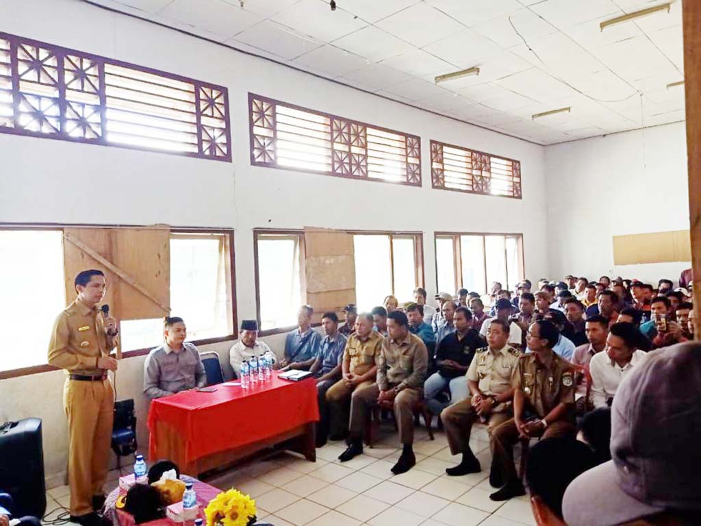 Bupati Pimpin Rapat Terbuka