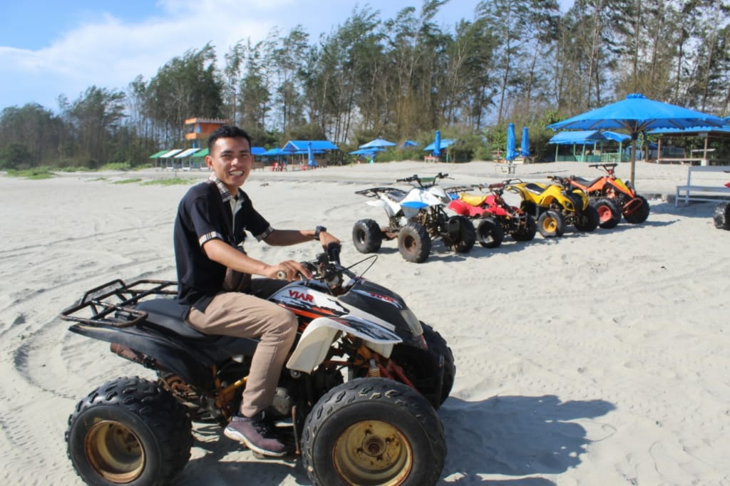 Ke Pantai Panjang, Nikmati Keseruan Menunggangi ATV