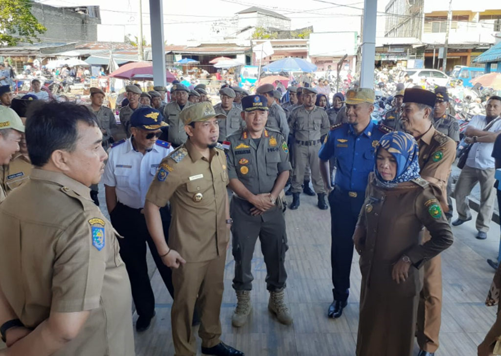 Pemkot Libatkan TNI-Polri Berantas Preman di Pasar Panorama