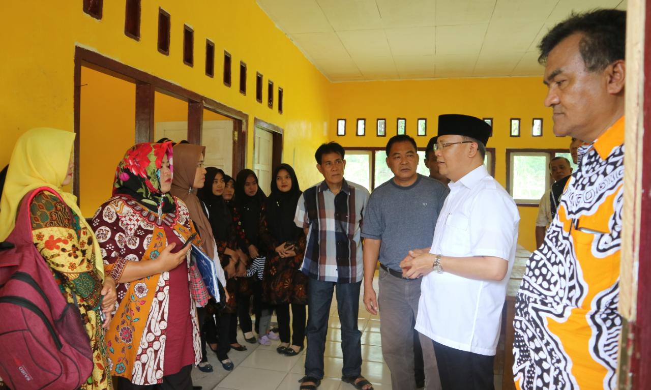 SMA Negeri di Bengkulu Ini Hanya Miliki 8 Siswa, dan 13 Guru yang Tidak Digaji