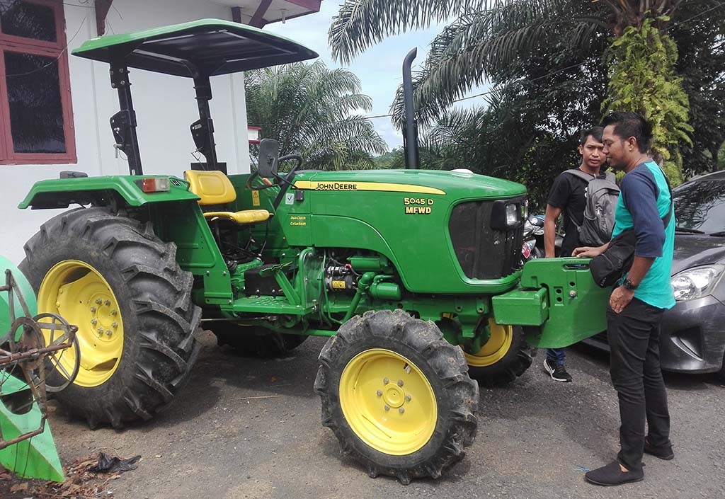 Hand Traktor Diserahkan ke BPP
