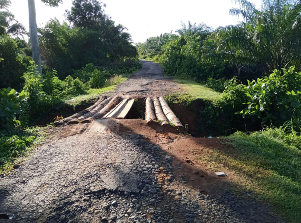 Jalan Tanggul Luput Dari Perhatian Pemkot