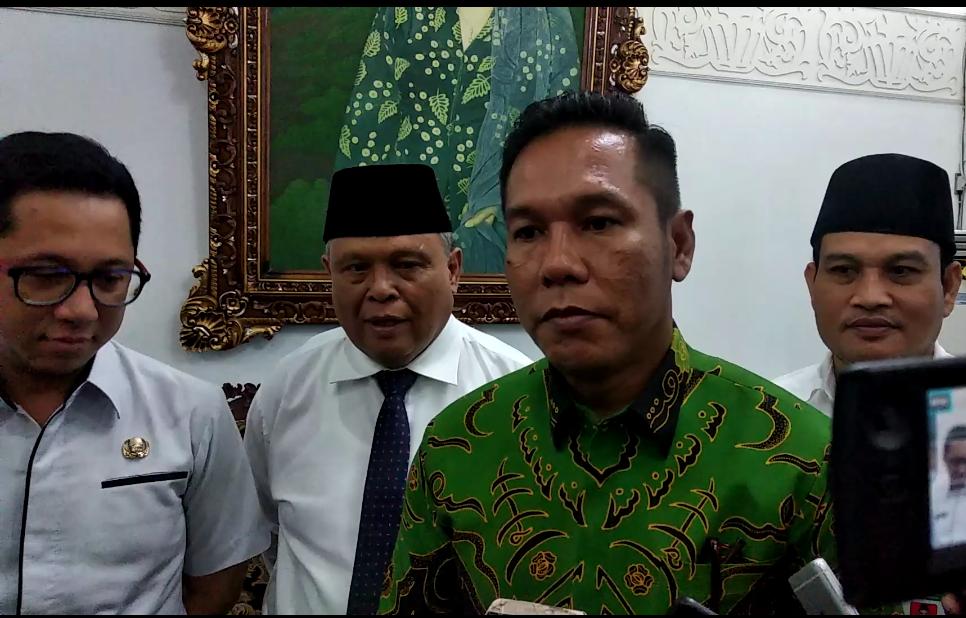 Waspada Corona, Wagub Tinjau Bandara dan Pelabuhan