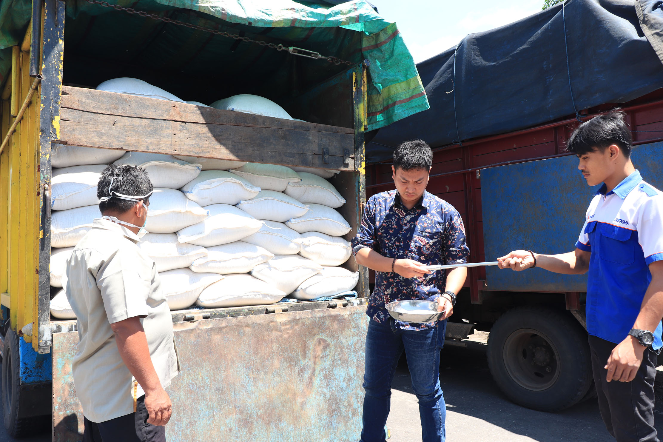 Bulog Serap 1.300 Ton Beras Petani