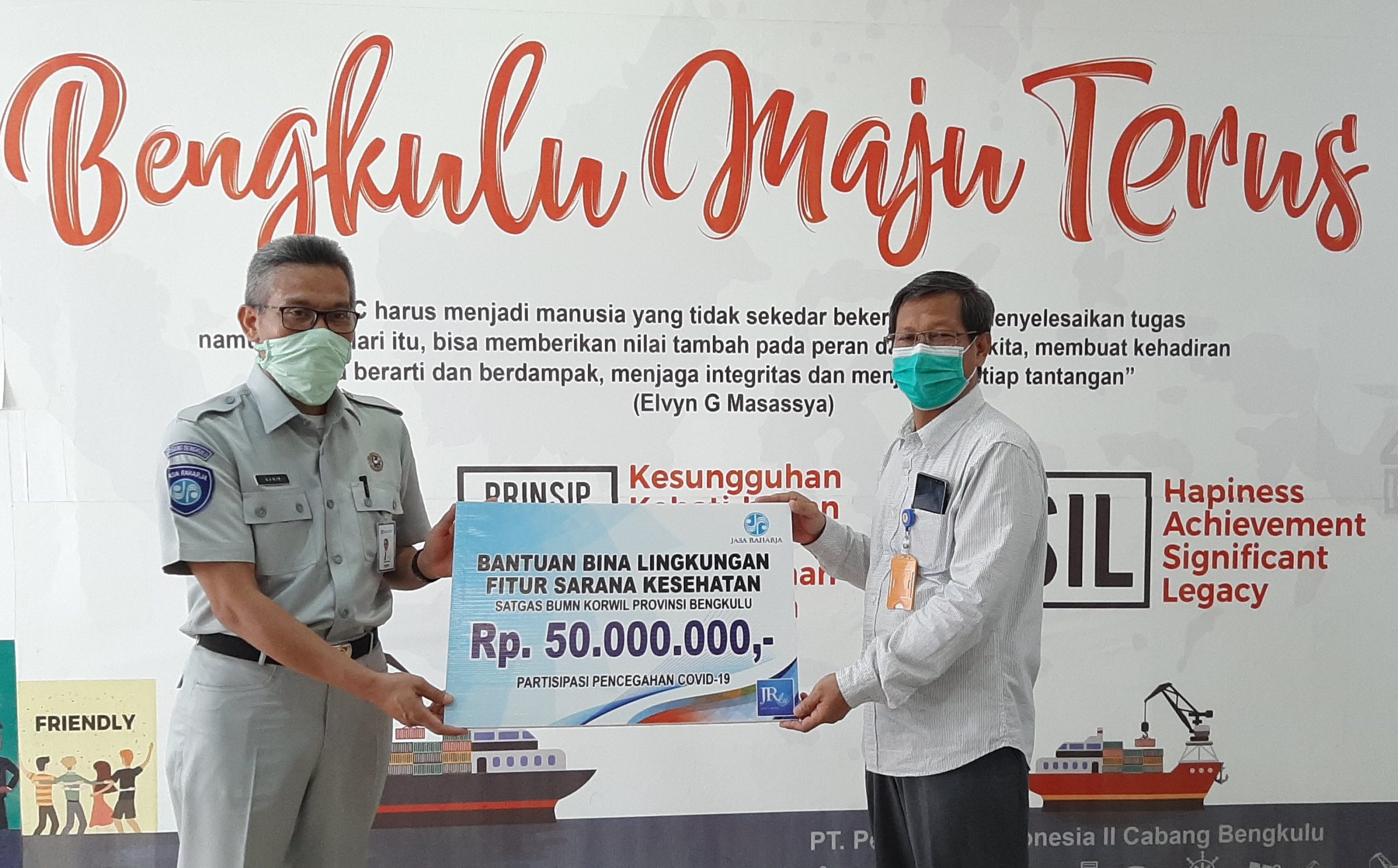 JR Serahkan Bantuan Bina Lingkungan Covid-19