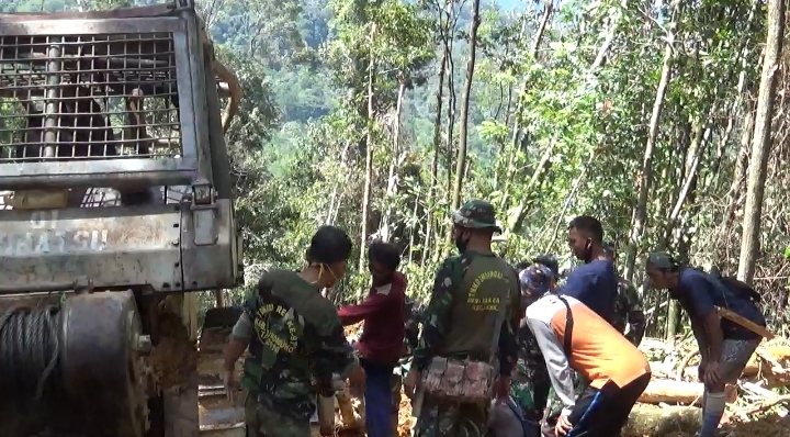 Pekerjaan Jalan Lebong Tandai Capai Titik Akhir