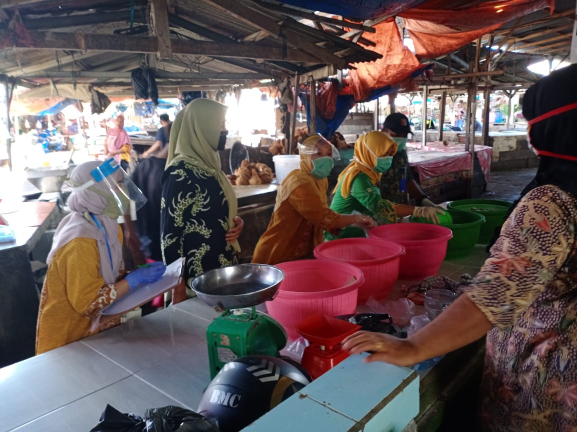 BPOM Uji Sampel Kandungan Berbahaya Bahan Makanan di Pasar Panorama