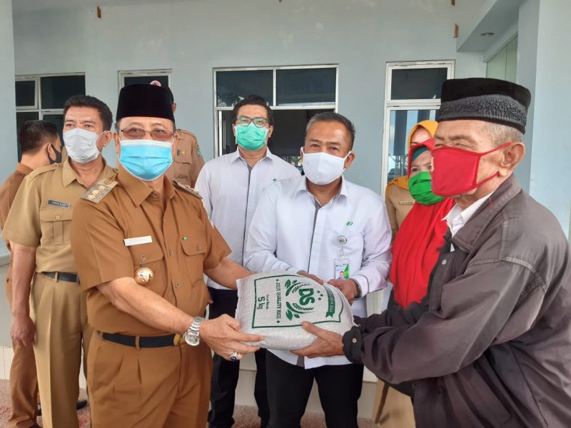 BPJS Bagikan 200 Paket Sembako