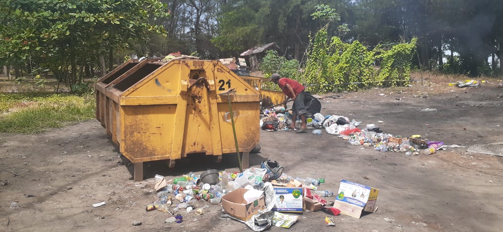 DLH Bakal Tambah 30 Unit Kontanier Sampah