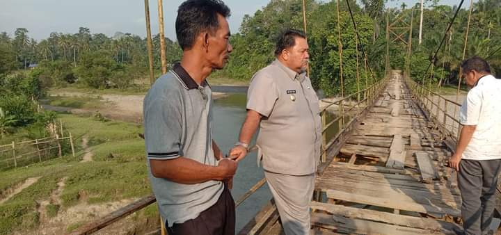 Wabup Bengkulu Selatan Pantau Jembatan Rusak