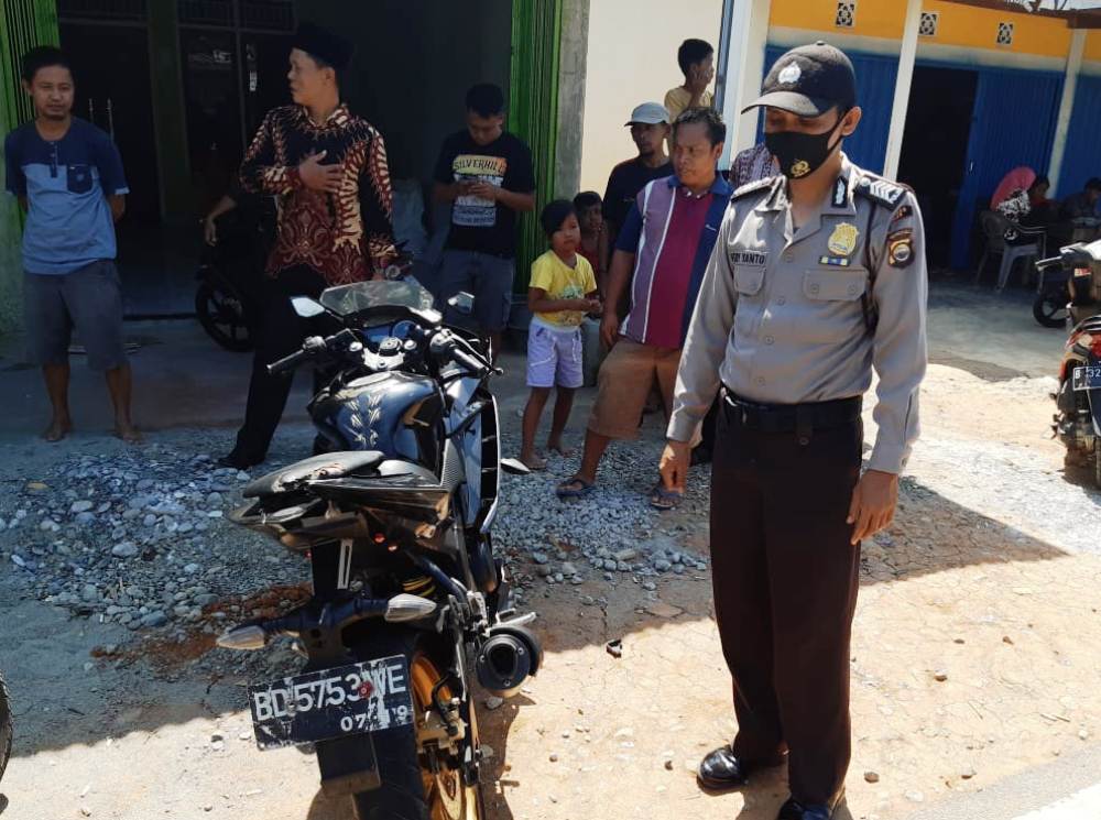 Motor Kades dan Honorer di Kabupaten Kaur Tabrakan