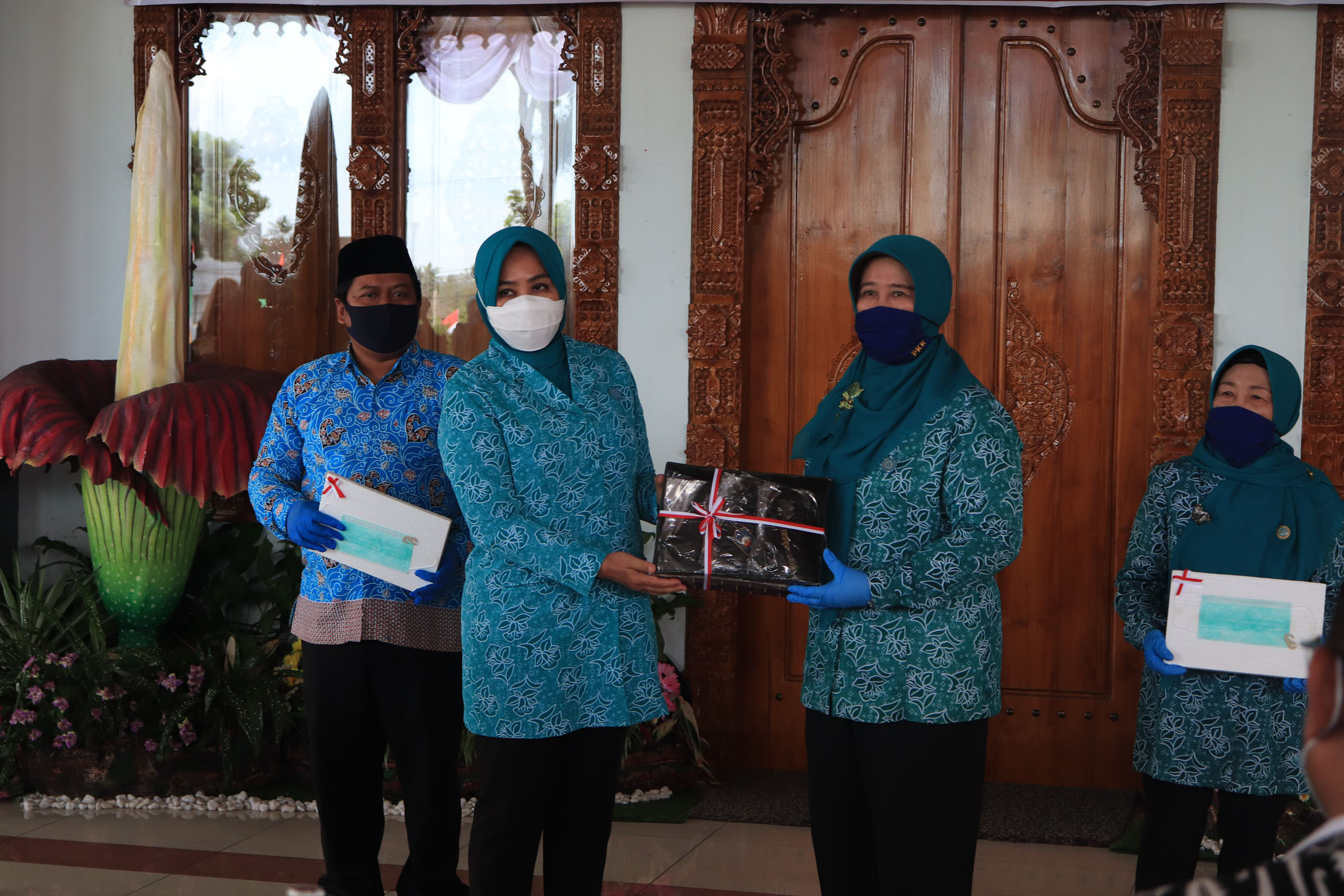 Kader PKK Rejang Lebong Diminta Bagikan Masker