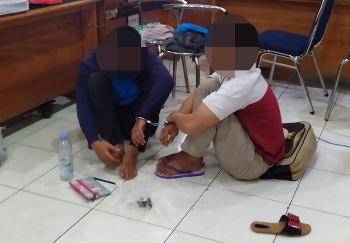 Polisi Gadungan Asal Bengkulu Peras Bidan Asal Jambi Diserahkan ke Polres Tebo