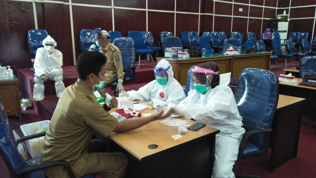 35 Anggota DPRD Kota dan Ratusan Pegawai Test Swab