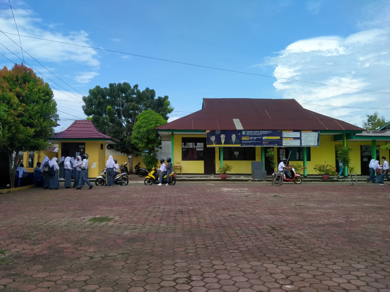 SMAN 1 Kota Bengkulu Sebar Angket Belajar Tatap Muka