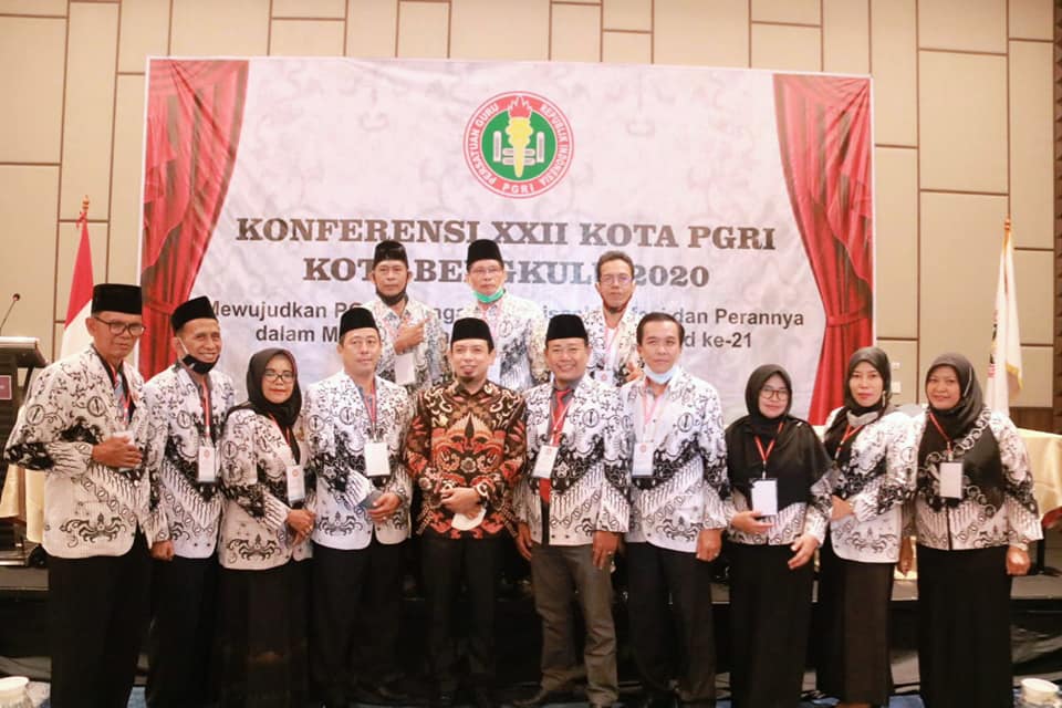 Nawardi Ketua PGRI Kota Bengkulu Terpilih