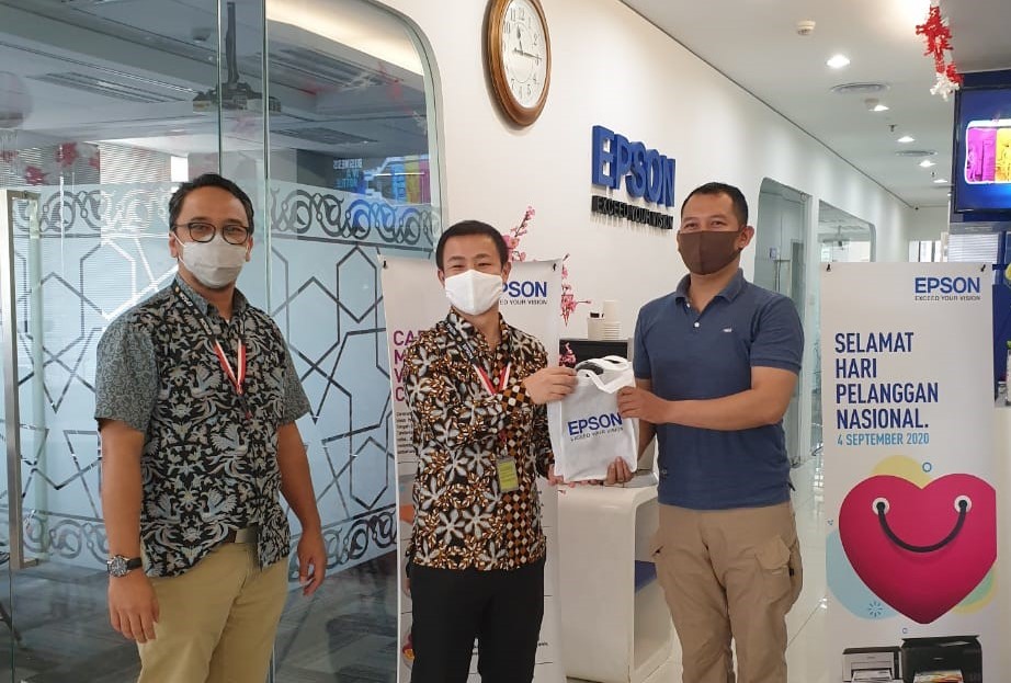 Direktur Epson Indonesia Menyapa Pelanggan di Hari Pelanggan Nasional