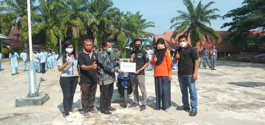 SMKN 4 Kota Bengkulu Terima Donasi Motor Yamaha