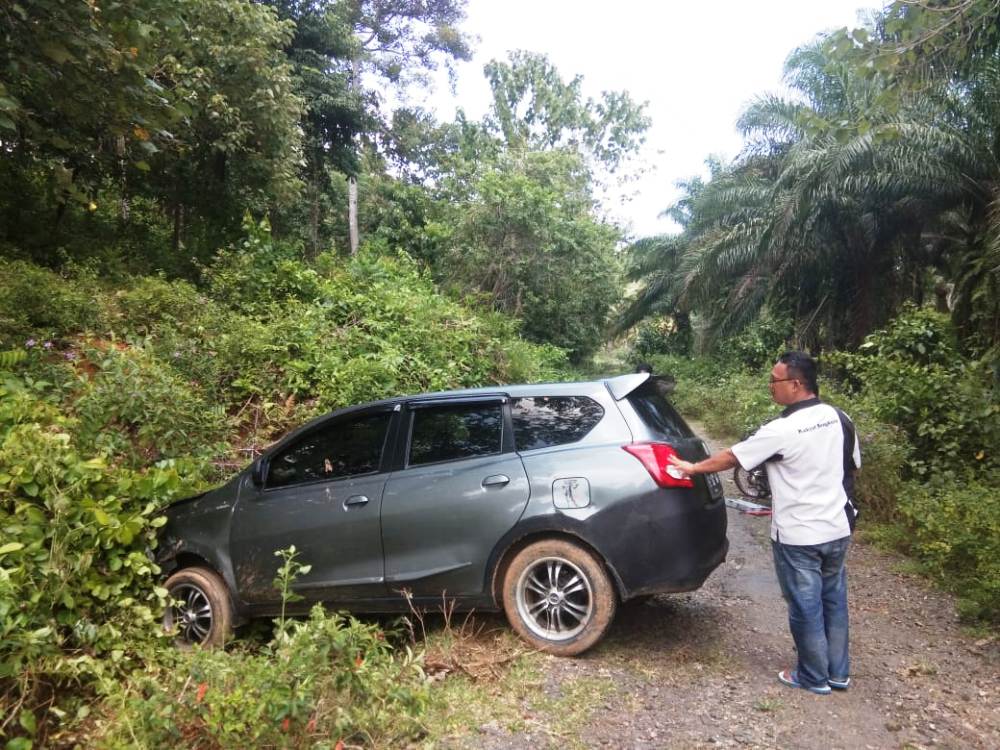 Salah Injak Rem, Datsun GO Nyungsep