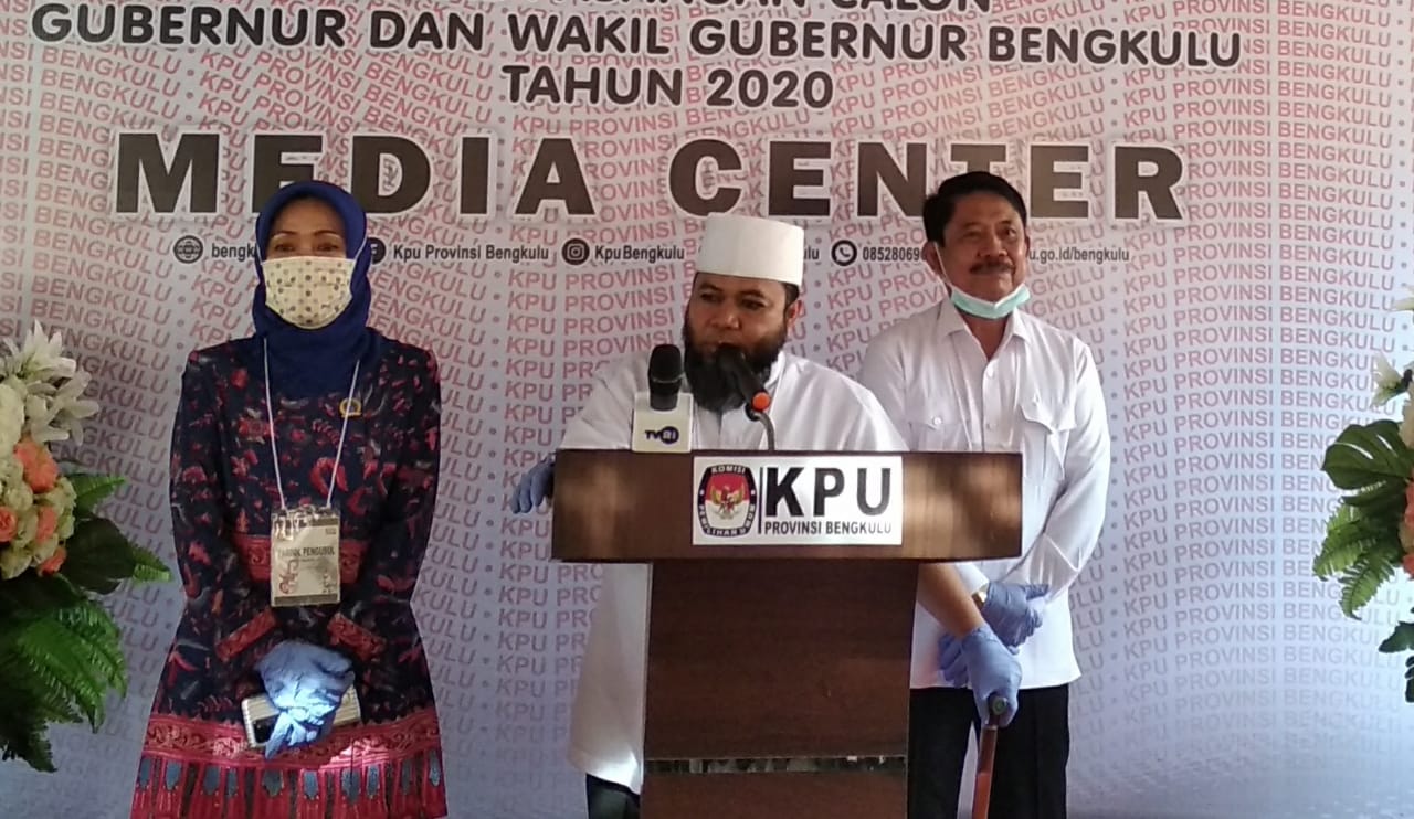 Diusung 3 Parpol di Pilgub Bengkulu, Helmi-Muslihan Daftar ke KPU