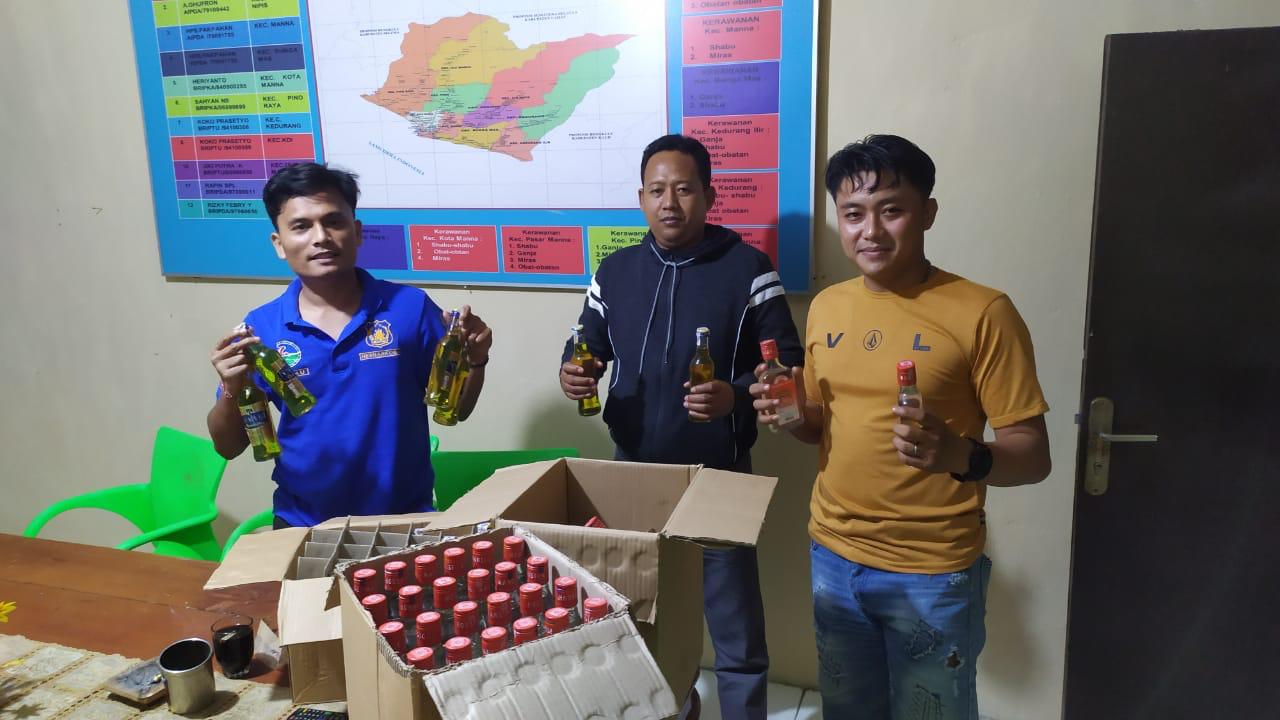 Razia Polres BS, Ratusan Botol Miras Disita