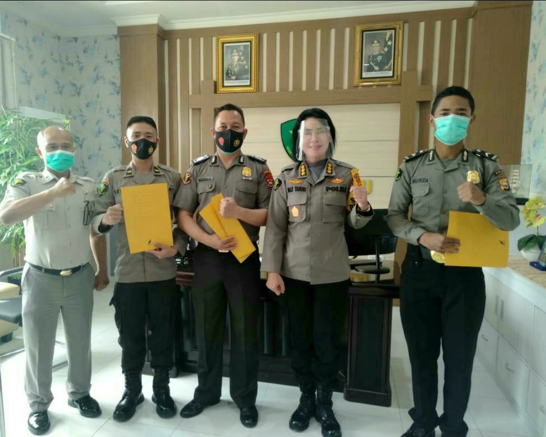 Tenaga Kesehatan Dikirim ke RS Wisma Atlet