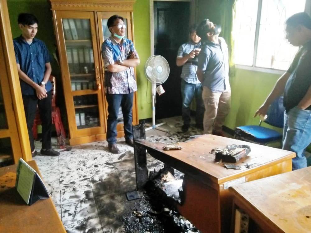 Kantor DPKP Kaur Nyaris Ludes Terbakar