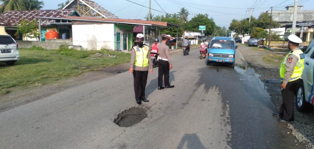 Musim Hujan, Jalan di Kaur Mulai Berlubang