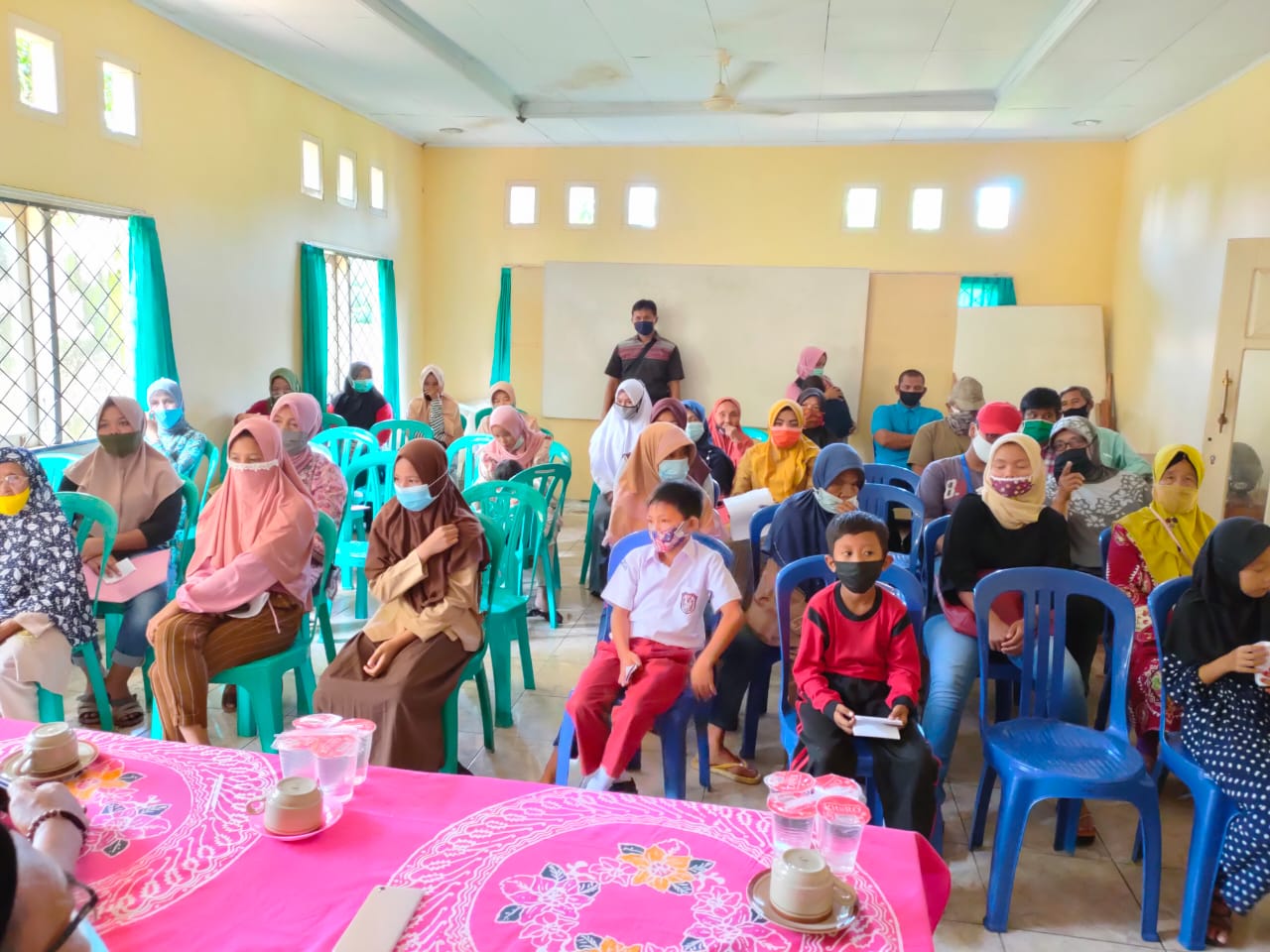 Baznas Bengkulu Selatan Salurkan Bea Siswa