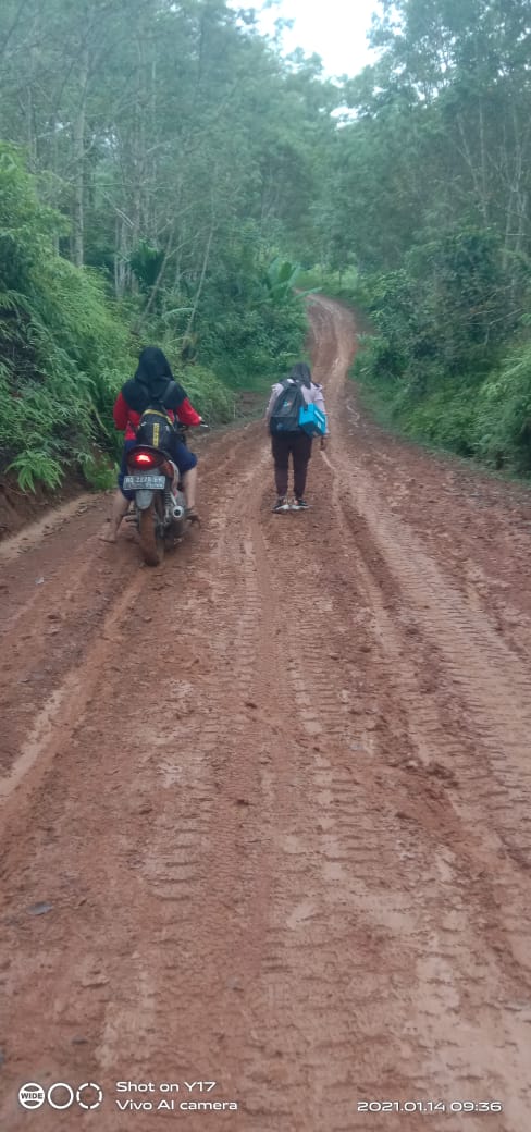 Gelar Posyandu, Nakes di Kepahiang Jalan Kaki 2 Jam