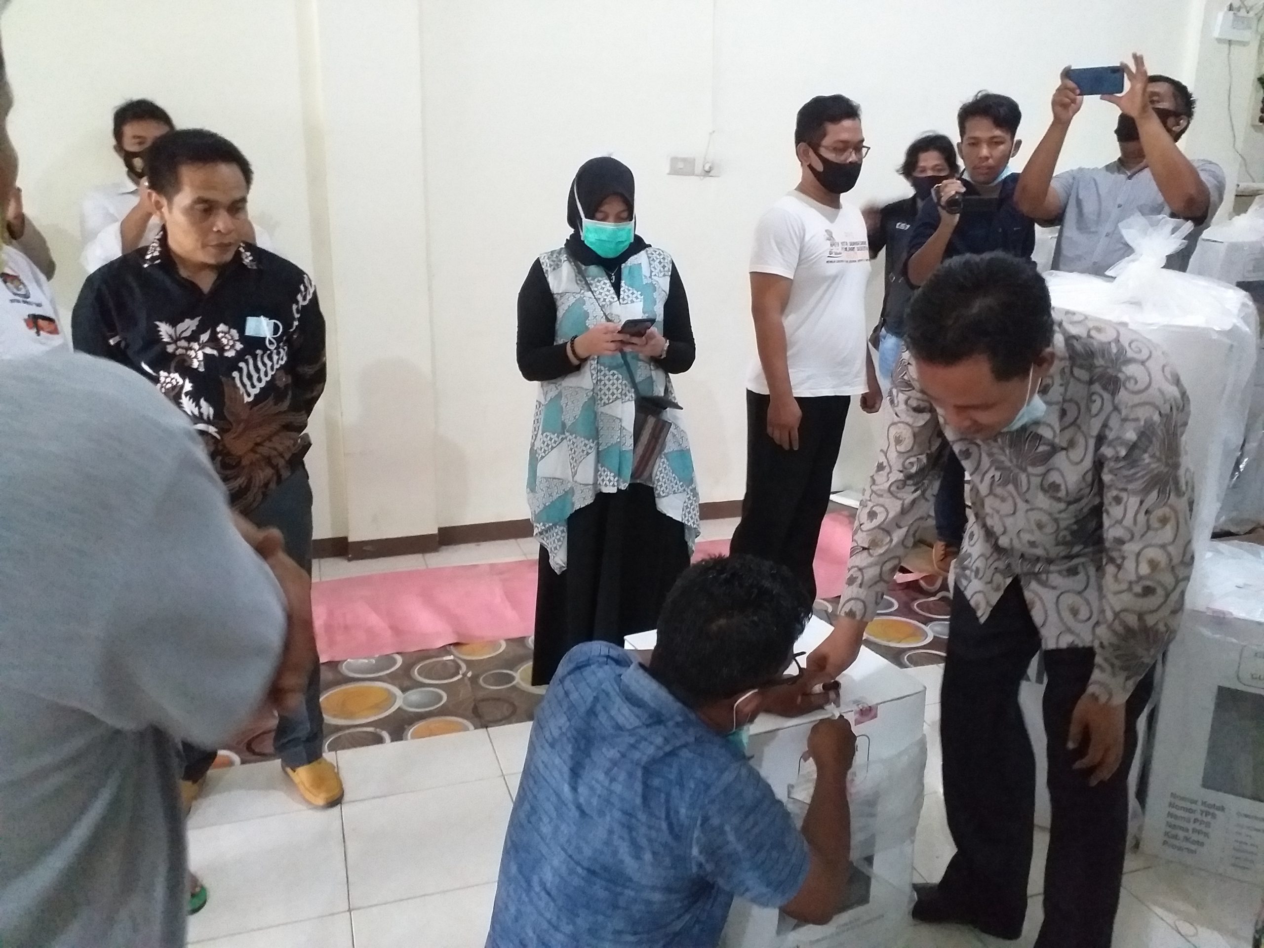 Persiapan Gugatan di MK, KPU Bengkulu Utara Buka Kotak Suara