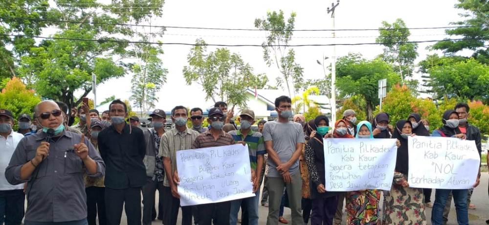 Datangi Kantor Bupati Kaur, Warga Jawi Desak PSU