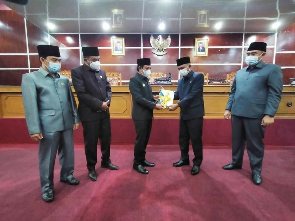 DPRD Kota Bengkulu Terima LKPJ Pemkot Tahun 2020